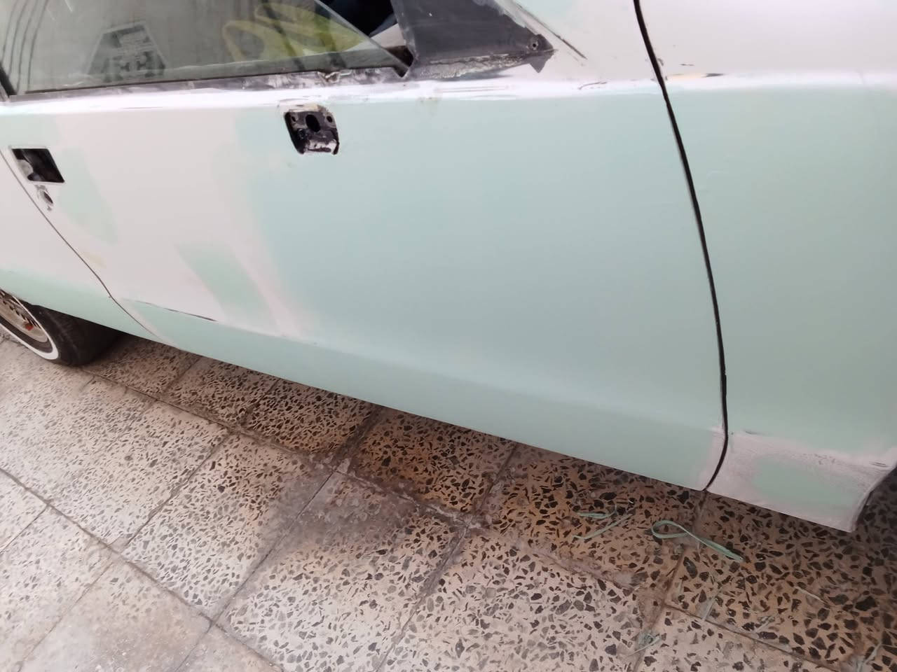 تعلن محلات الشرق لصبغ السيارات الكلاسك عام 
الموقع كم سارة رقم الهاتف *********** متواجد وتساب
