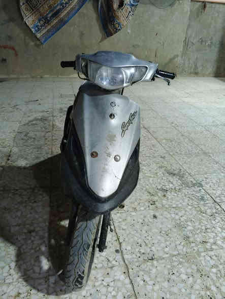 سلام عليكم دراجه ماكس نضيفه كله شغال سلف هندر صالنصه fm دراجه بلاديه السعر 300 وبيهه مجال اوراق أصولي ما متواجد عله الفيس ***********
