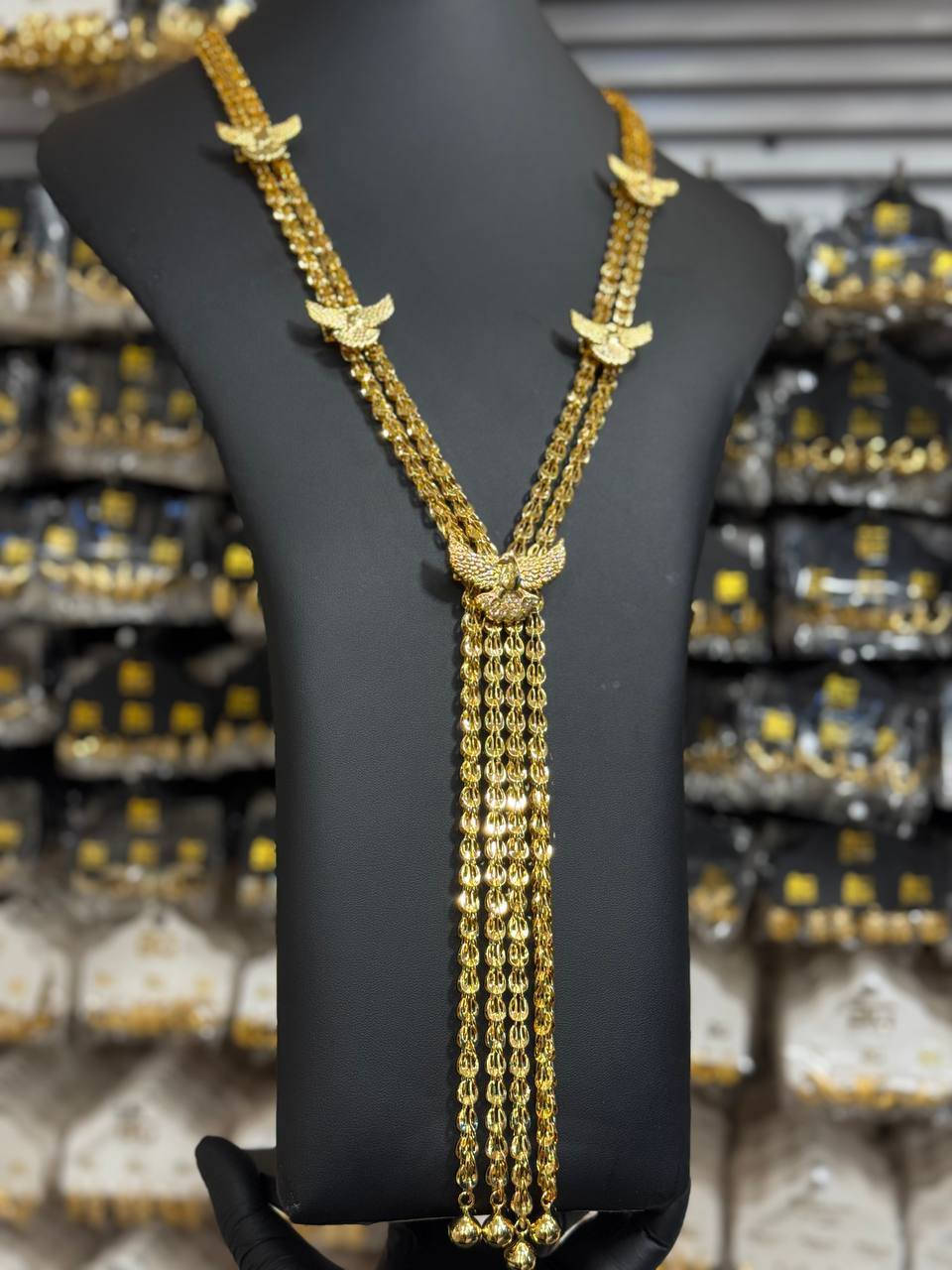 عندي مسابقه للفوز بهديه من سولاي علقي على المنشور واعلى تعليق يحصل لايكات يدخل قرعه وشاركي المنشور لصديقاتج وخلي لايك . عدنا احدث الموديلات وجديده واسعار جدا مناسبه باقي الموديلات موجودة بالنشر للاستفسار عن الاسعار والحجز واتساب ***********
العنوان سوق الشيوخ/ شارع المكاتب محل سولاي مكانه ركن . توجد خدمة توصيل لكل المحافظات.
رابط قناة المحل على الواتساب
https://whatsapp.com/channel/0029VaDqsofFy723K6L1eI00
رابط كروب المحل على الواتساب 
https://chat.whatsapp.com/I9Y7DuaTW4WIO5CPCaftC6
رابط بيج المحل على الانستا 
https://www.instagram.com/solaygold?igsh=MWI1NXAwNTAxb3plaQ==
رابط قناة المحل على التلي كرام 
https://t.me/solaygoold
