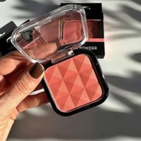 ميكب ماكس • باليت ٨ ألوان • برايمر هيالورون