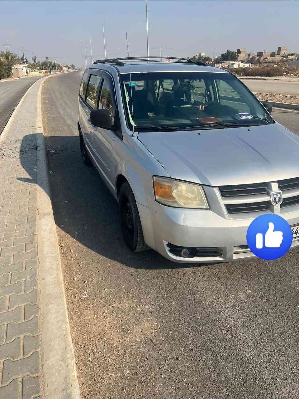 كرفان 2010 مكينه 3300 سياره مصبوغة حزام جماليه  ماشيه 98الف نظيفة رقمها بغداد دولي بأسمي  تبريد ثلج قطعه واحده تخم تاير جديد مراوس حسب القناعة ***********بي واتساب
