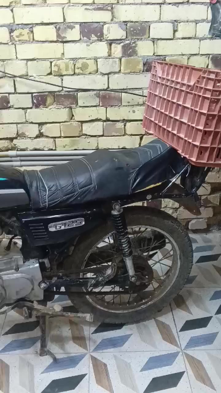 دراجه بدون ايرانيه للبيع سعرها 400 بيها مجال للشراي  العماره العنوان سيد جميل اتصل 
‏‪***********‬‏
