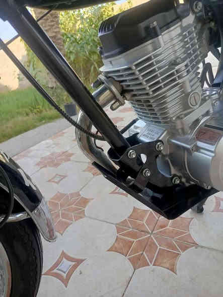 السلام عليكم ورحمة الله وبركاته دراجه تايكر موديل 24 نضيفه كامله مكمله مابيه اي نقص بس الدشبول بيه طبك يطفي ويشتغل اوراق كامله.. السعر 625 وبيه مجال  الاستفسار ‏.عل رقم.. ‪***********‬‏
