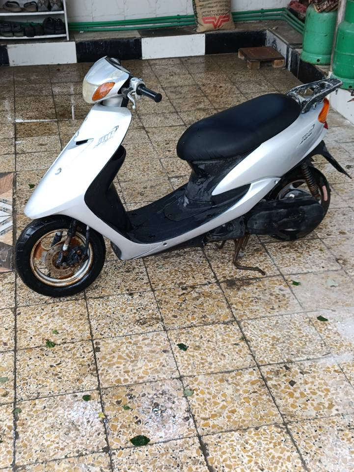 السلام عليكم 
ياماها عصفوري 60
دراجه جاهزه من كلشي محرك  ما مفتوح فول نعومه شررط الفحص مكفوله كفرات بلادي 
دراجه جاهزه من كلشي 
سلف هندر اشاير هورن كلوبات 
عداد السرعه شغال وعداد البانزين شغال
 سعر 475
مكاني بصره 
شراي يتصل
 
*********** البصرة, العراق
