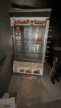 السلام عليكم 
غراض مطعم للبيع 
شوايه دجاج 6 شيش استخدام لو 3 ايام لو 4 
حمايه تمن 4 بلانك 
منقله شوي كباب وغيرها 
عارضه مترين للحوم وغيرها 
العنوان بغداد الامين الثانيه قرب اعداديه الجمهوريه 
***********
