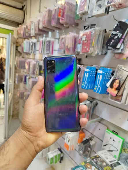 A31 
150 الف 
نضيف جدا 

عفك/ سوق الزهراء/مقابيل مملكة الجمال
يتوفر توصيل مجاني داخل قضاء عفك 
***********
insta: moh-2ss 
Tiktok: msg512
