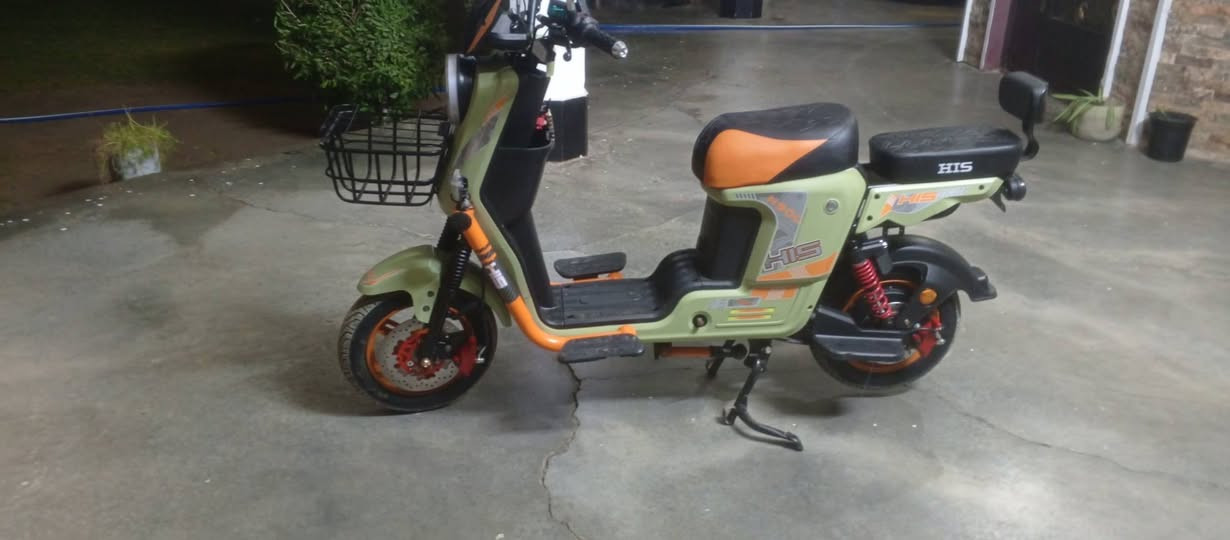 سلام عليكم دراجه شحن دراجه فول موصفات بطاريات تقره 10السعر خاص الرقم ***********عله هاذ الرقم تواصل
