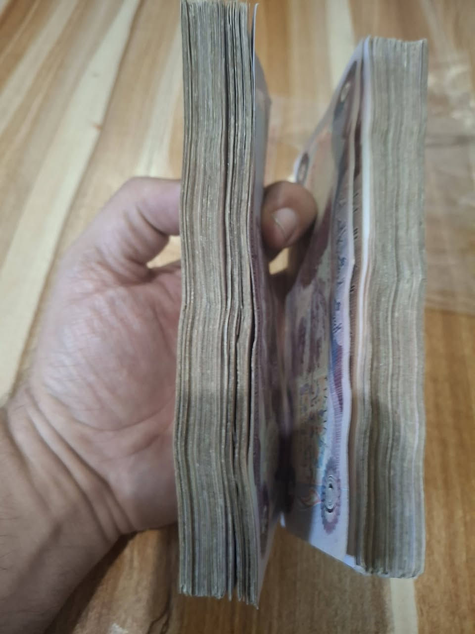 مزاد على شدتين فئة ٥ دنانير نظافات مختلفة وتواريخ مختلفة
ينتهي المزاد الساعة ١٢ من مساء يوم الجمعة 
يسحب اذا لم يصل للسعر المطلوب 
بداية المزاد ١٠٠٠ دينار 
بالتوفيق للجميع


**إذا كنت صاحب هذا الإعلان وتريد حذفه لأي سبب، رجاءا أرسل رسالة إلى الدعم الفني**