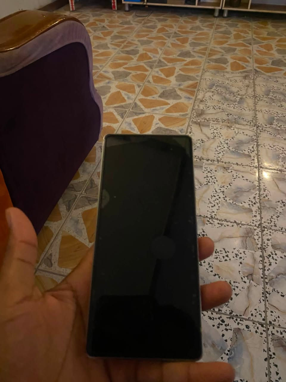 سلام عليكم جهاز تكنو  تكنو كامون 30 برو 5G (Tecno
الجهاز ممفتوح ولا امبدل بي ولا قطعه جديد استخدام بيت
ذكره ٢٥٦رام ١٢
شاشه ١٤٤ افريم جهاز امفول سعر٣٠٠ وبي مجال 
وتساب ***********
