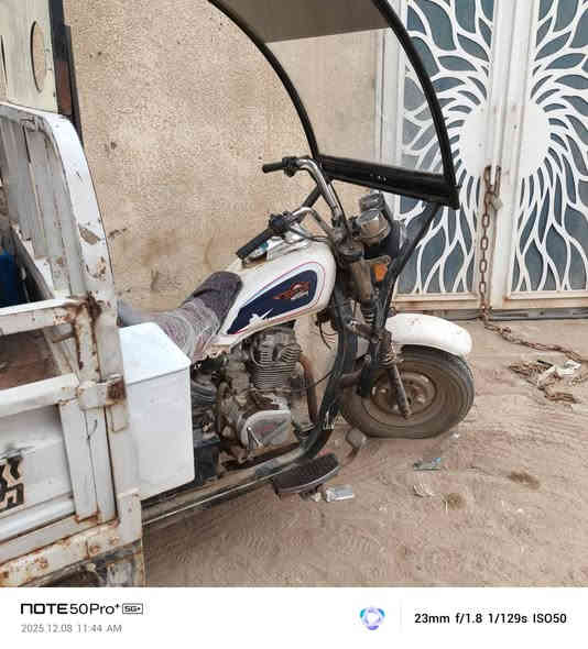 سلام عليكم ستوتة مديل ١٩  البيع سعر مليون ٢٥٠ وبين مجال الله شاهد صاره عندي سنه ماذكر مصعد بية كروه بس اروح وجي فايدتني عوزه ترتيب  بدي مالتة تواير كلهن جوبلس نضاف والمحرك مجفته قبل ٥ اشهر وتشتغل دكه وحده بكل وقت والكهربائيات واير الباتري مكطوع جوه البدي وماسويته 
*********** مكاني ناصرية اسكان صناعي نزلت جامع
