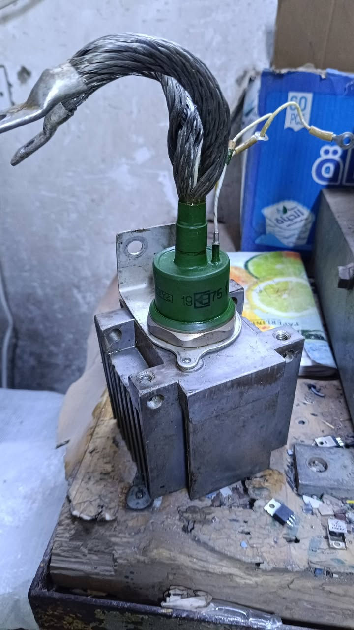 متوفر للبيع اصلي بغداد الباب الشرقي ***********
