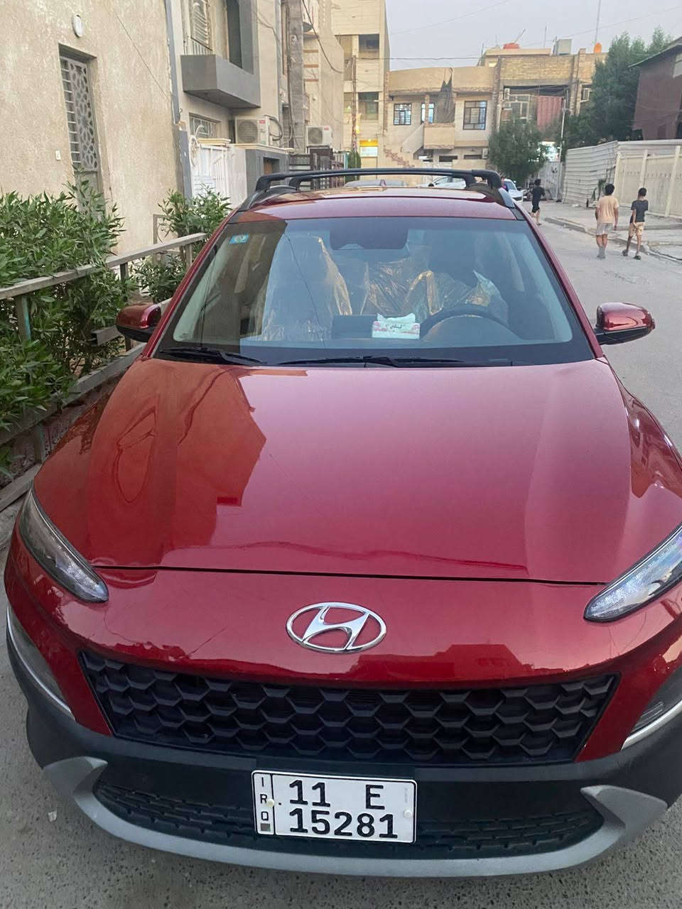 السلام عليكم
كونا ٢٣ حادثها موضح بالصور
ماشية ١١
المكان حي الجامعة
***********
السعر ١٥٨ ورقة
