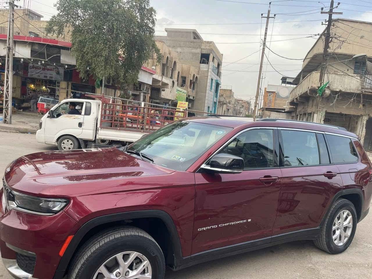 جيب لاريدو 5 راكب موديل 2023 للبيع
محرك V6 3600
رقم بغداد
مواصفات السيارة:
• كير ماوس
• تشغيل عن بعد
• ردارات جانبية
• ٤ كامرات 
• رادار خلفي
• حساسات خلفية
• توقف ذاتي
• كاميرا دوارة
• نقاط عمياء
• تحديد مسار
• قيادة ذاتية
• كروز سرعة
• سايد بريك بصمة (كهرباء)
• ويل 20
• شاحن لاسلكي
• أبل كار بلاي
• كشنات جلد
• كشن كهرباء
• هيترات بالكشن
• هيتر بالستيرن
• صندوق كهرباء
• لايت زينون بلادي

( قطعتين صبغ جاملغ و بنيد سونار موضح بالصور )

مكان السيارة بغداد 
السعر : 250$ 
للاستفسار : ***********
