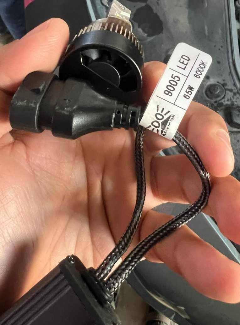 اخوان اغراض جارجر من 2011 لحد 2023 ترهم زنون اصلي فجوج 3600sxt بطاين وكفر صندوك مرايا عكس سايق كهربائية بك لايت اصلي بيه كسر بجامه الامامية اصلي دشبول مغلق الاغراض اصليه تفصيخ قيم واخذ ماعندك تعال اخذ بلاش *********** ديالى الخالص
