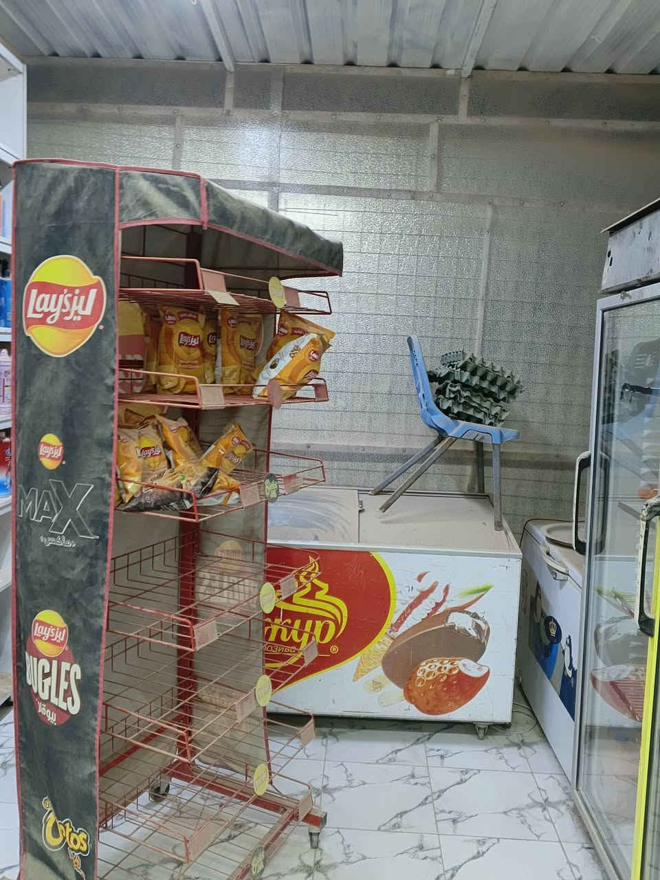 السلام عليكم ورحمة الله 
اسواق للبيع المكان الخماس شارع بيت غزيوي
للستفسار على الرقم ***********
