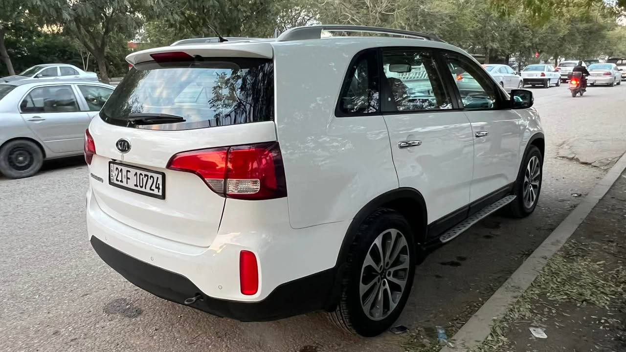 كيا سورنتو شكل 2014 مواصفات بصمة محرك 2400 اشاير بالمراية مرايات شفط تحكمات بالستيرن 7 راكب 3 مقعد تبريد حساسات امامي خلفي لد امامي ويل 19 تخم تايرات جديدة سنوية ورقم سليمانية جديد لحد 2029 وباسمي سيارة جاهزة برغي نقص مابي سيارة مكفولة ماعدا شبر صبغ بباب الخلفي فقط سعر 160$ مكاني قضاء كلار 
*********** كالار, السليمانية
