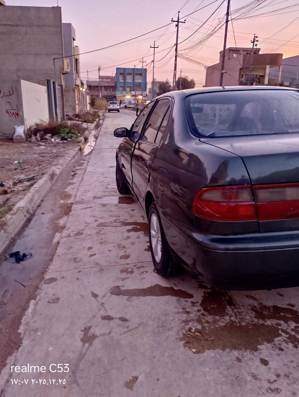 سياره فرخ بطه موديل ٩٢رقم انكليزي فول مواصفات مصبوغه جماليه قفل مركزي اطارات جديد طخم جيد جدا بسمي  سعر ٥٢@ رقم ‏‪***********‬‏
