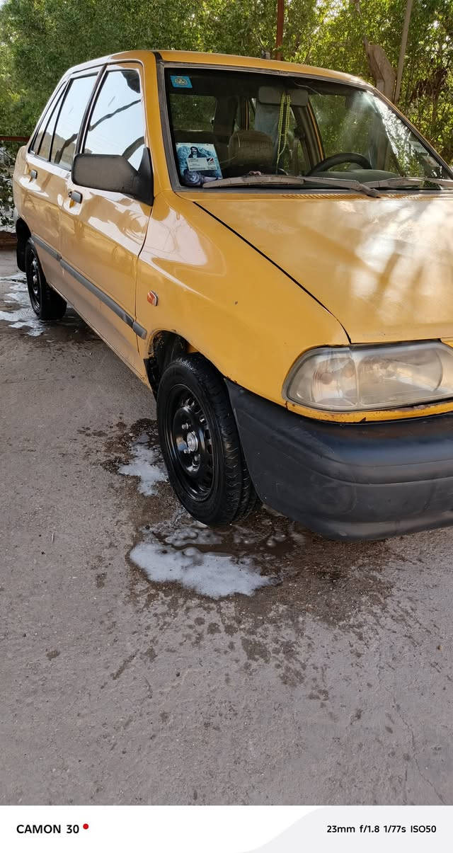 السلام عليكم سايبه موديل 2012مصفره هيه وغرمات رقم بغداد نكليزي سياره بسمي مابيه لاصبغ ولاتبديل مكينه وكير كفاله تخم تاير معمره خياسات شواصي كفاله مكان بغداد كفائه السيديه***********
