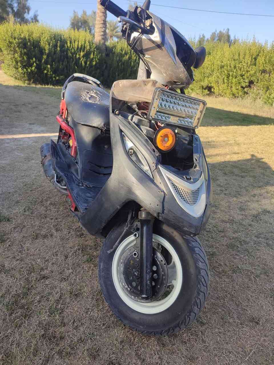 دراجه ماكس 140 كوم حديد ابيع
السعر 150الف وبيه مجال حك الجيه 

مكاني ابو غريب الرضوانيه الشرقيه قريب ع السريع  

رقم الواتساب  ***********
