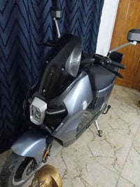 دراجه شحن للبيع استخدام قليل جدا 07519890456