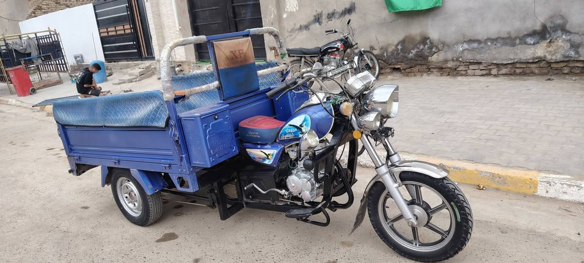 سلام عليكم شباب ستوته 23 للبيع مكفوله كفاله ستوته خير من الله شغل وطلع كبل لشغل المكان ديوانيه شارع 30 وسعر خاص هذا رقمي ***********
