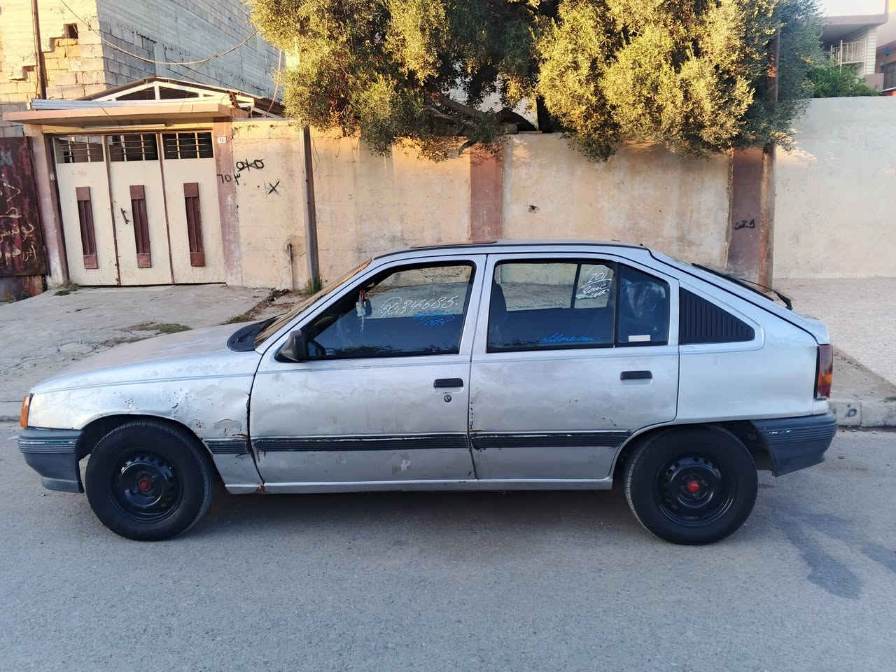 اوبل كاديت للبيع
موديل 91
رقم الماني بسمي بس تحويل بدون وكاله
داخل فكتره اسود
فتحه بل سقف
ستيرن بور
مكينه 16 
طخم تايه جدد
تدفئه شغاله
كير عادي 
سعر 25 بيها مجال شي قليل
شراي خابر 
***********
