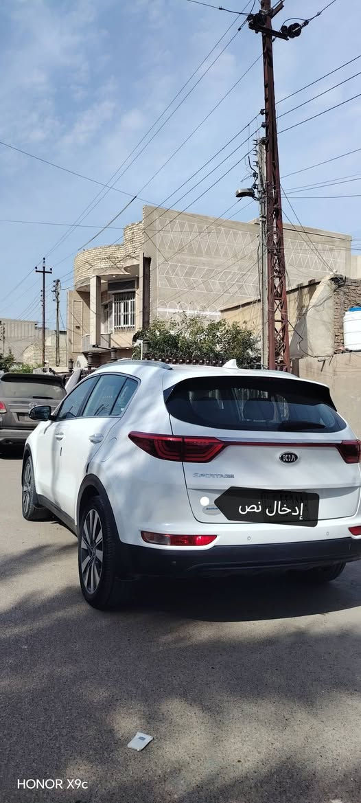 سلام عليكم
سبورتج موديل 2016 شكل 18
خليجي كفاله عامه شرط سونار
حساس مامي خلفي نص مواصفات
محرك ٢٠٠٠ دوش بلادي ماشيه ١١٠
رقم بغداد مكاني بغداد سعر ١٧٠ بيهه مجال 
هاتف *********** يرهم مراوس
