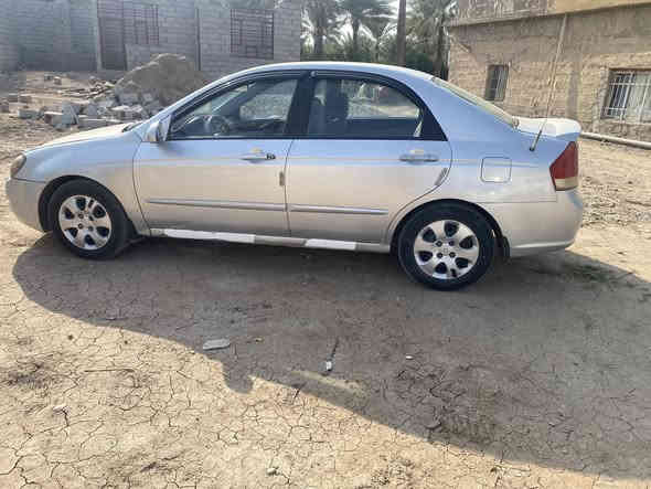 سلام عليكم سياره سبكتره مديل 2009كير عادي مكينه الفين وارد امريكي السعر 85وبيهه السياره خير من الله احله من الصور تدفئه تبرين السياره جاهزه سنويه بسمي ***********
