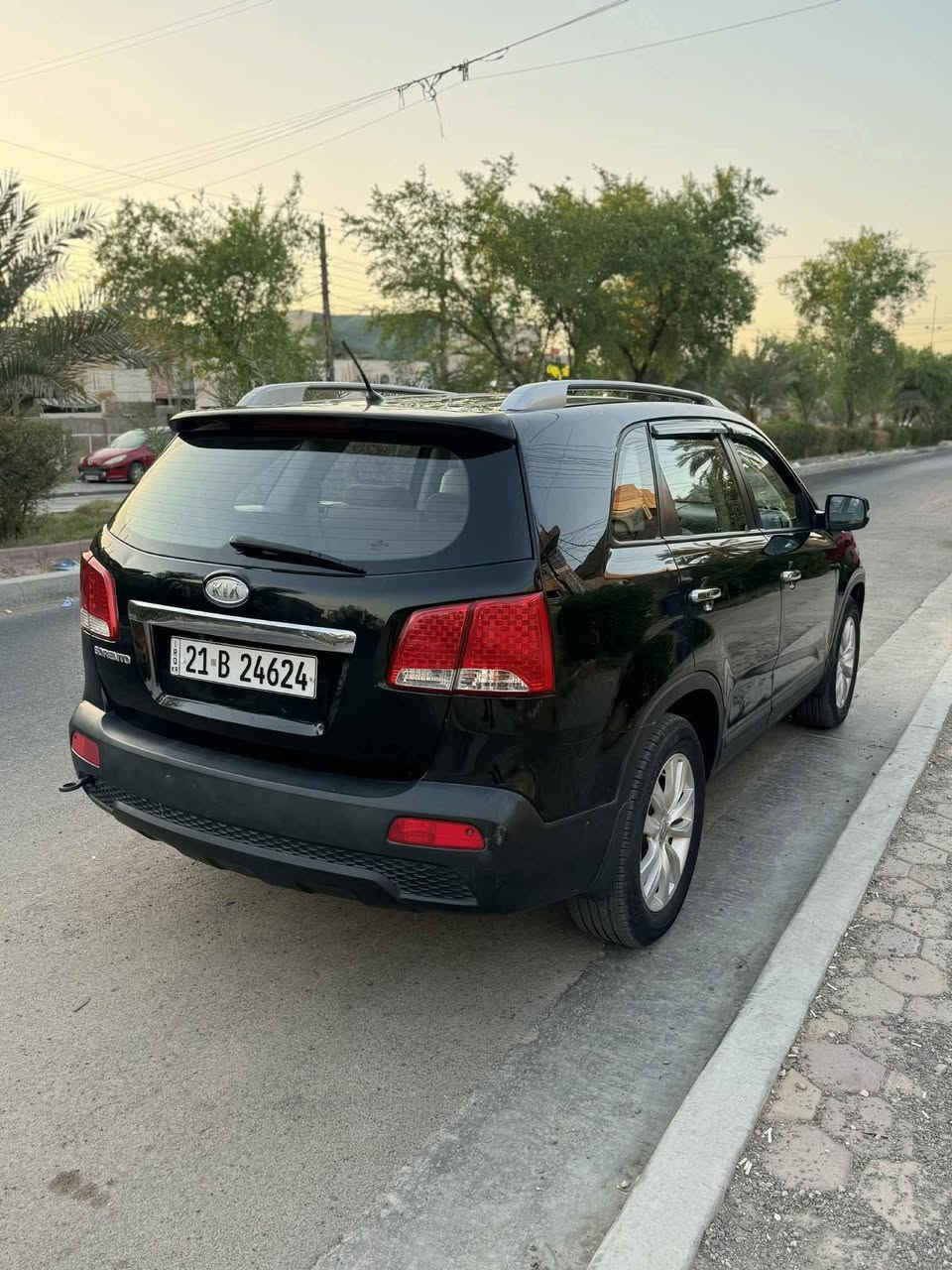 سلام عليكم سورنتو مديل 13مكفوله سياره جاهزه من لاخير مكينه اربعه سلندر دوش سبعه
بصمه ✅
مثبت سرعه ✅
ثلاث قطع تبريد ✅
مري شفط ✅
فول مواصفات ماعده الفتحه ✅
مكفوله كفاله عامه 
هزه جديد قبل يومين 
سياره بسمي رقم سليمانيه 
رقم ***********
