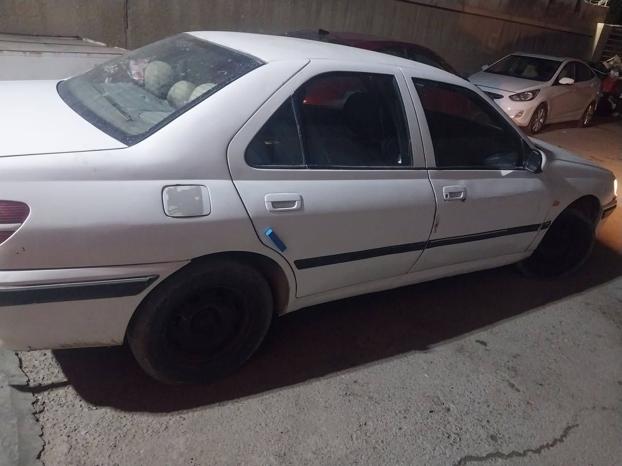 السلام عليكم  
   بيجو فرنسي ٤٠٦

مديل ٢٠٠١
السياره كير مكينه كفاله السياره رقم دولي  وهزه جديده بسمي تحويل ثاني يوم
الصدر امامي خلفي نافضهن جدد 
باتري جديد بضمان
صالنصه وبطيخه جدد شركه النجوم
عبوده فيت بم  جديده  قايش تايم كيس جديد
بلكات نوزلات جدد ضفيره قاعده فيوزات جديده السياره جديده شادها جويتر جديد سلف جديد سياره متعوب عليها الله يشهد مابيها جطل واحدتشغل وتطلع 
ارضيه جلد دوشمه جديده التنته كنتاره السياره بيهاكم قكعه صبغ ابيعلك عام   مكفوله الغود وتكم وشواصي وحوض
السياره معروضه ب٣٨ وبيها مجال واذامراورس بيجو٣٠٦ نضيفه وانطي فرق   مكاني العبيدي او مدينه الصدر  ***********
