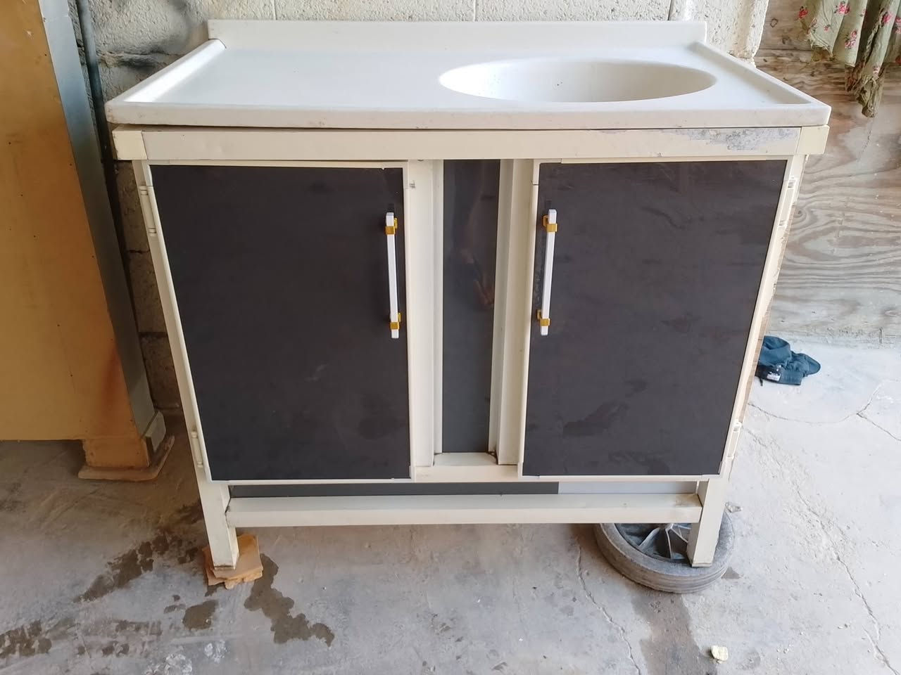 سلام عليكم
سنك متر و10 مرمر ستخدام غليل السعر 85,

البصره الزبير دور الضباط يم المشتل 
***********
