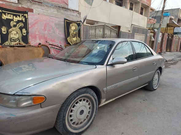 السلام عليكم للبيع بيوك موديل 2000 رقم ديالى السيارة بلادية وجديدة بس الكير اياخر مكان السيارة بغداد الشعب السعر 35ورقة وبيها مجال رقم التلفون  ***********
