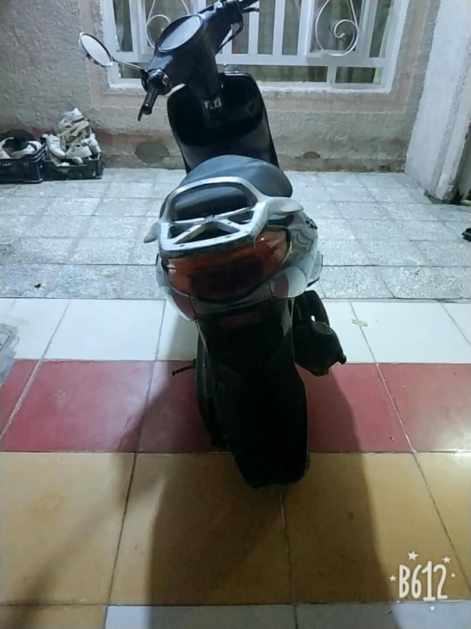 السلام عليكم دراجة لكزز للبيع شغالة من كلشي سلف هندر كهربائيات حلوه الدراجه معدل مكان الدراجه حلة مركز .م
للاستفار‬‏اتصل على الرقم ‏
‏‪0 780 156 3191‬‏
