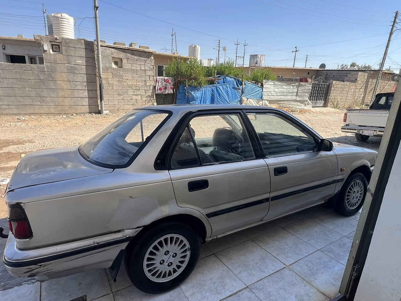 كورلا 92 
يسار بلادي 
كير عادي 
بدون تبريد 
محرك 1.6
رقم بغداد
تحويل مباشر 
السياره بلاديه 
مكاني تكريت 
السعر $40 وبيها مجال بسيط 
***********
