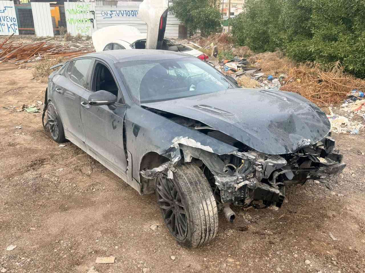 ابيع واقع حال سعرك عجبني ابيع
*********** 

لسيارة موديل ٢٢ جيتي تو فور ويل فول مواصفات
