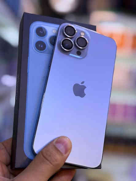 ايفون 13 برو ماكس نضيف جدأ ذاكرته 512 نموذج m مستبدل شاشه اصليه فيس ايدي شغال بطاريته 90% وشريحه الاتصال بيه مشكله السعر ٣٢٥ الف نهايته قفل من الاخير مكاني بغداد شهداء البياع  ***********
