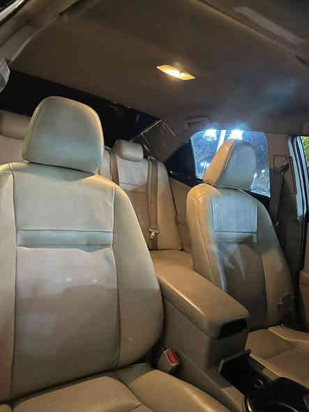 كامري SE موديل 2016 دبل كزوز شركة  بصمه تشغيل بصمه كشن جلد كشن كهرباء بردة خلفية كهرباء ضرر جاملغات الاماميه صبغ فقط بدون دواخل بدون ارباك *********** سميل
