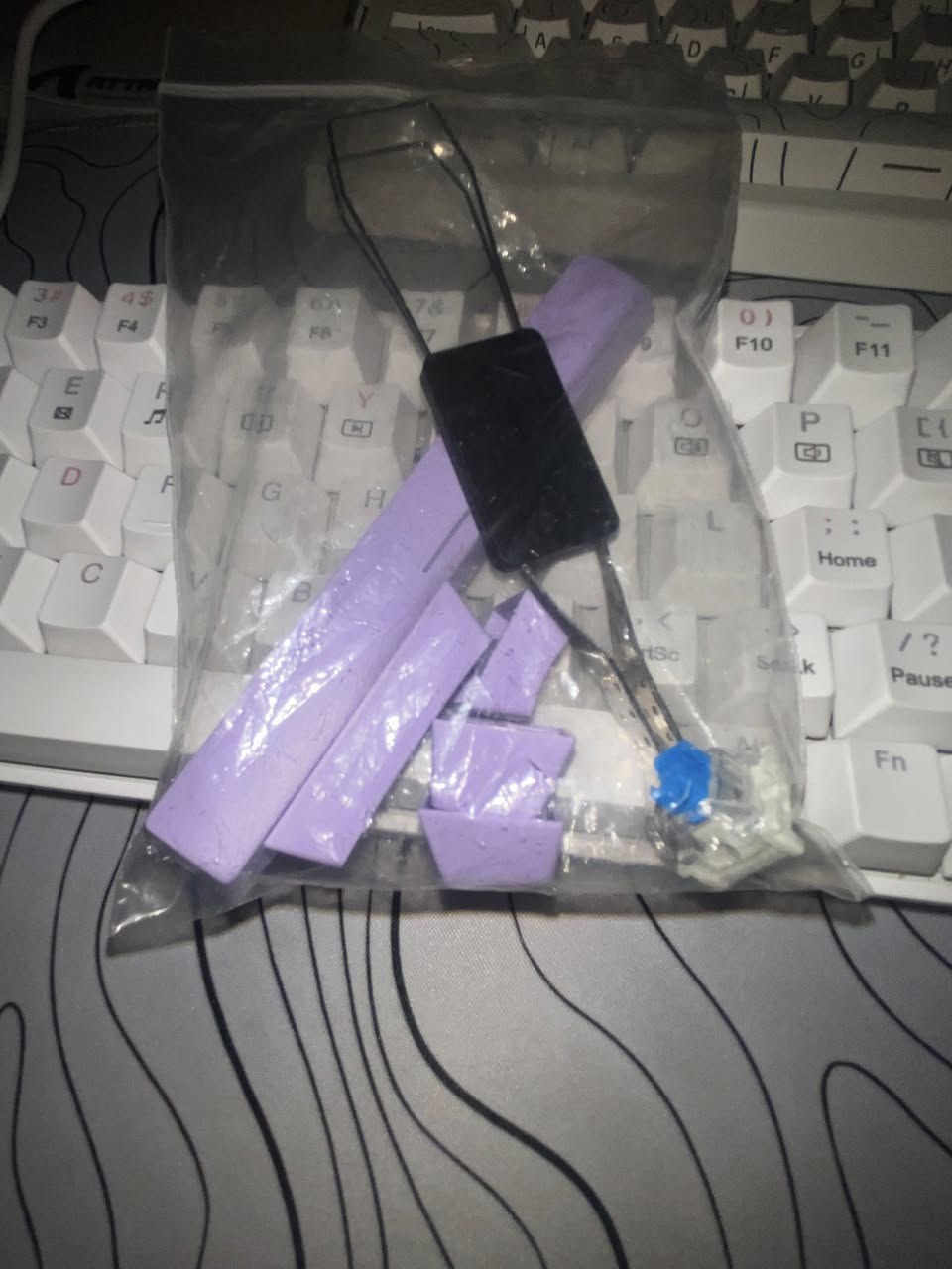 ميكانيكل كيبورد للبيع بلو سويتش نوع الكيبورد zfriend tk68 RGB الحاله مستعمل اخو الجديد متوفر توصيل جميع محافظات العراق السعر 27 الف


**إذا كنت صاحب هذا الإعلان وتريد حذفه لأي سبب، رجاءا أرسل رسالة إلى الدعم الفني**