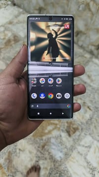 جهازك Leitz Phone 1 الماني وياباني جهاز غني عن تعريف ذ256ع12ب5000شحن س...