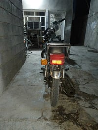 ارشه 21 للبيع بسعر 175 07836338162