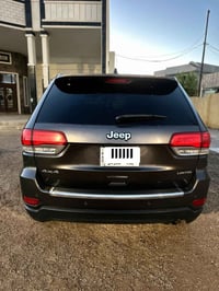 جيـب جراند شيروكي2019 مواصفات 1/1 عدا الفتحه  محرك مكينه وكاله  دواخل ...