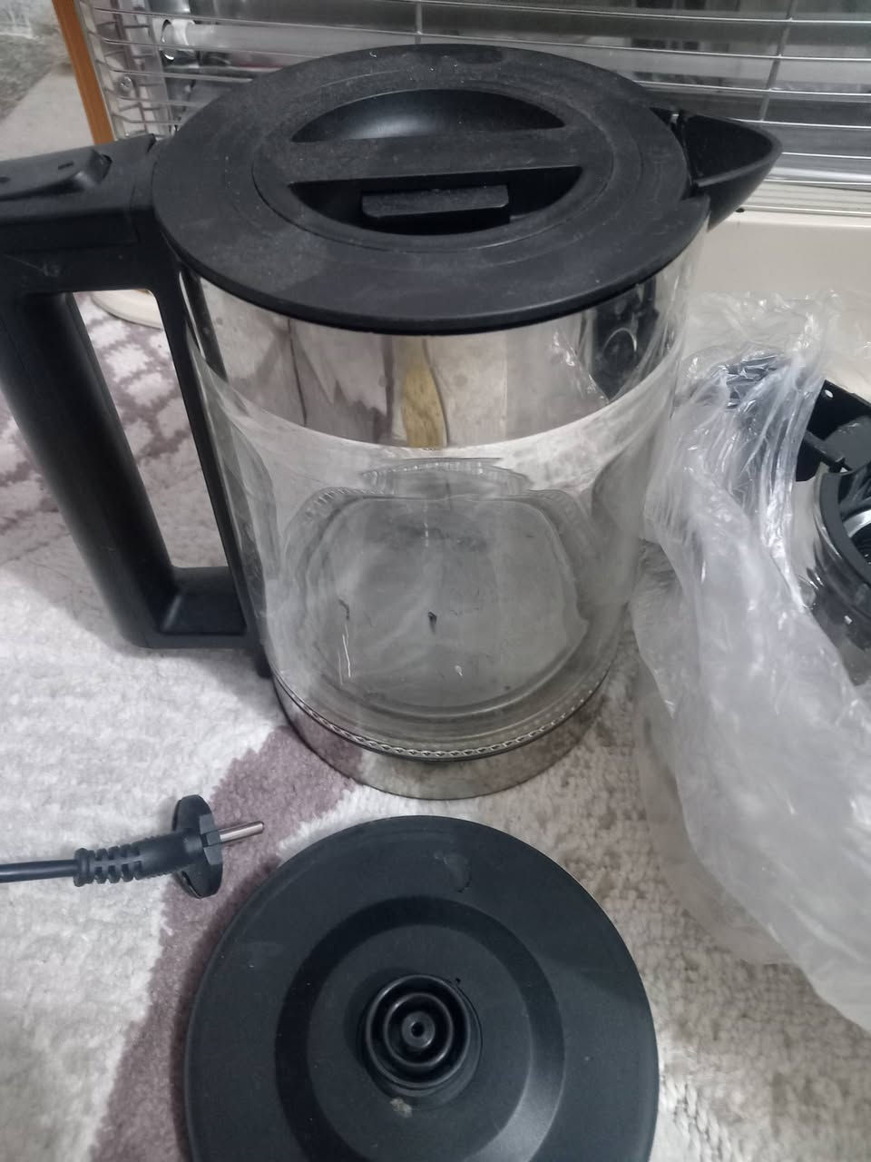 السلام عليكم عندي صوبه اخت الجديده مستعمله شي قليل وعندي غلايه جديده بلجيس مرتين مسوين بيها جاي وهاي شوفت عينكم حاجه جديده انطي بيهن سعر يرضي الله وبلعافيه عليك *********** مكاني كربلاء
