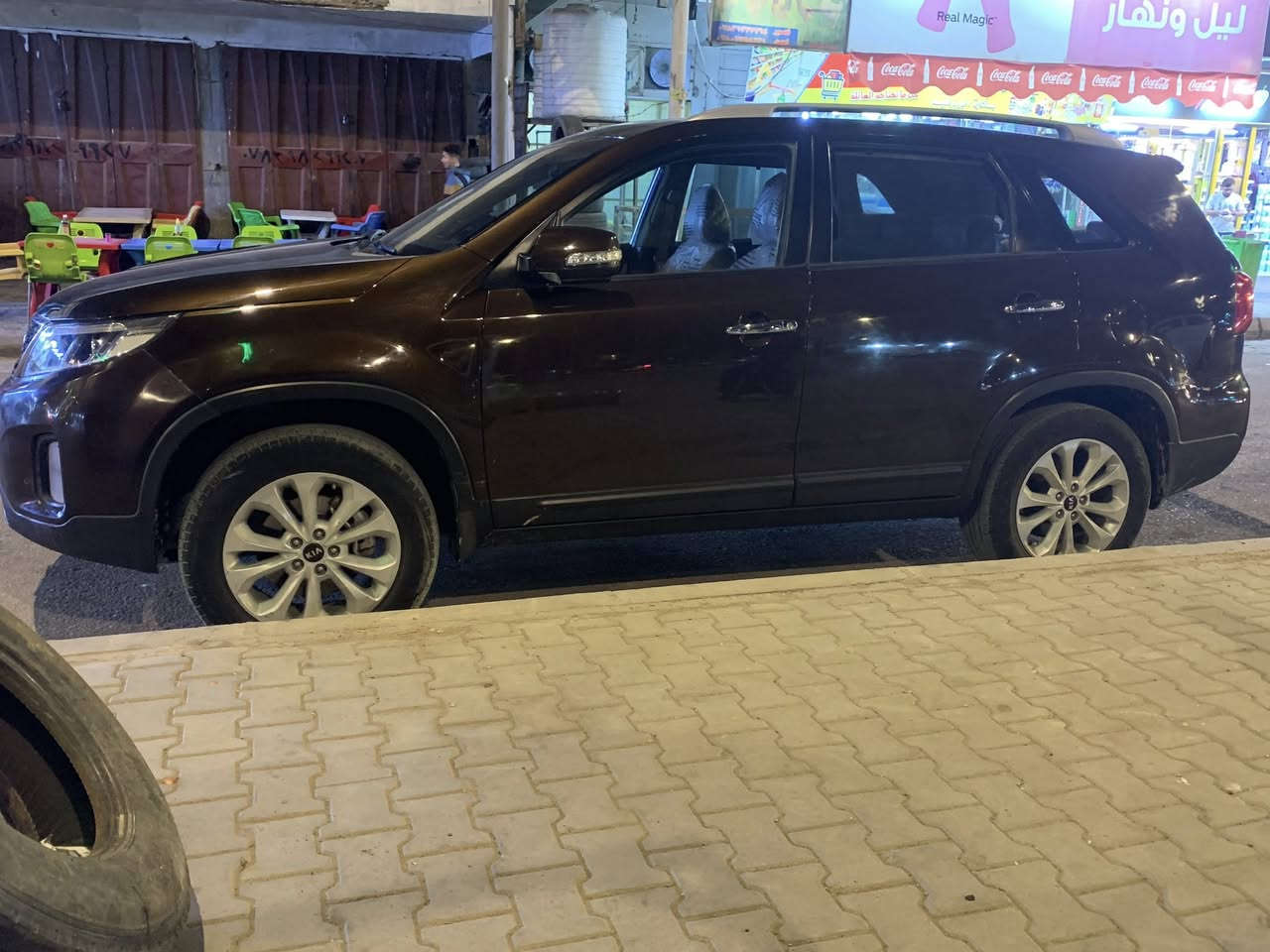 السلام عليكم سورنتو موديل 2015خليجي  فول عد فتح  مكفول من كلشي ماعد شوي صبغ بإجاملغ فقط 
مكينه 4سندر  سبعة راكب 
مكينه وكير وحديد خير من الله سياره جهاز من كلشي 
تبريد ثلاثه قطع تبريد ثلج 
سياره من اخير جهاز من كلشي 
رقم ***********
0783176461
