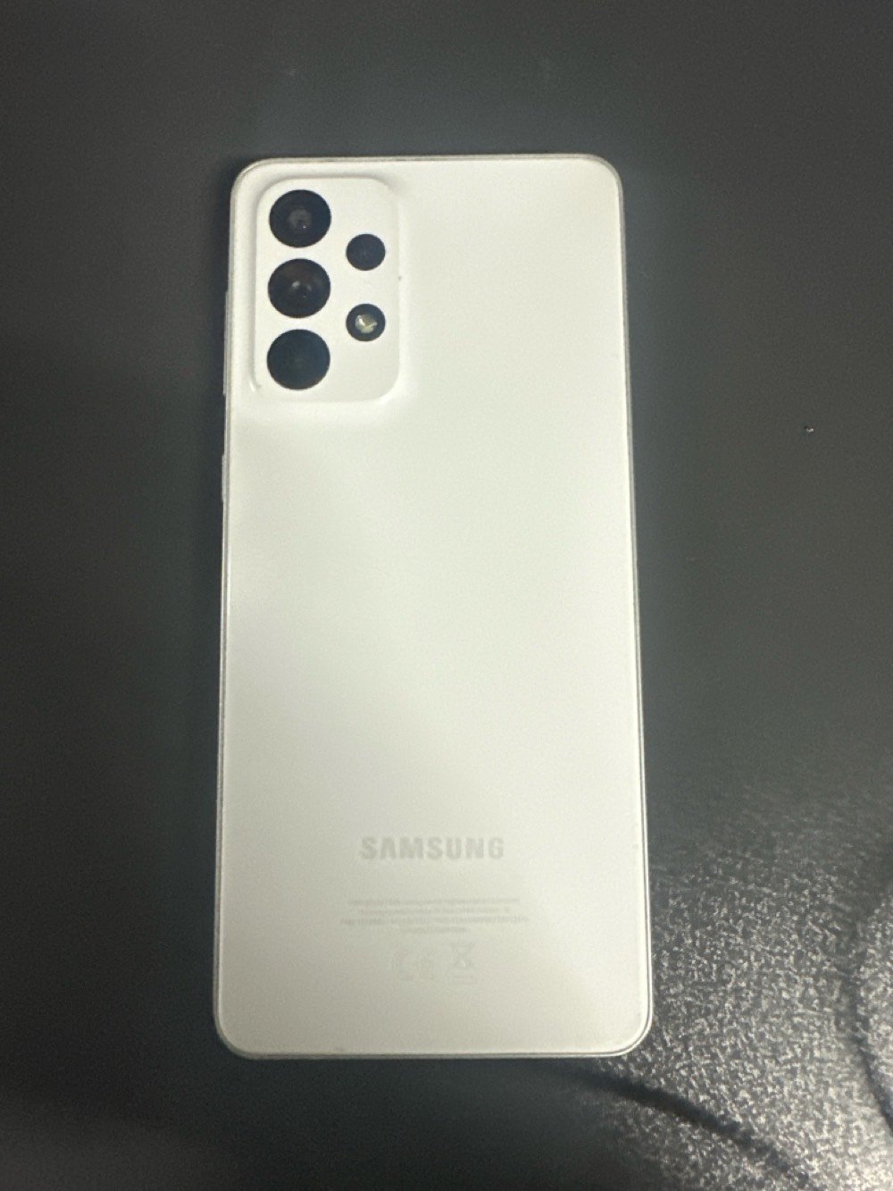 للبيع Samsung Galaxy A33 5G 📱

أعرض لكم جهاز سامسونك A33 5G بحالة ممتازة جداً ونظيفة، استخدام خفيف ومعتنى به بشكل جيد 👌

🔹 الجهاز شغال بدون أي مشاكل نهائياً
🔹 البطارية قوية وتدوم لفترة جيدة 🔋
🔹 الشاشة نظيفة بدون كسور أو خدوش واضحة
🔹 الكاميرات تعمل بشكل ممتاز وجودة تصوير عالية 📷
🔹 لا يوجد أي عطل أو تبديل قطع
🔹 الجهاز مفتوح ويقبل جميع الشبكات

💡 مناسب للاستخدام اليومي، السوشيال ميديا، الألعاب والتصوير

💰 السعر: 300,000 دينار عراقي (قابل للتفاوض)
📍 الموقع: البصرة – العراق
📦 التسليم يد بيد داخل البصرة أو حسب الاتفاق

📩 للتواصل والاستفسار الرجاء مراسلتي على الخاص