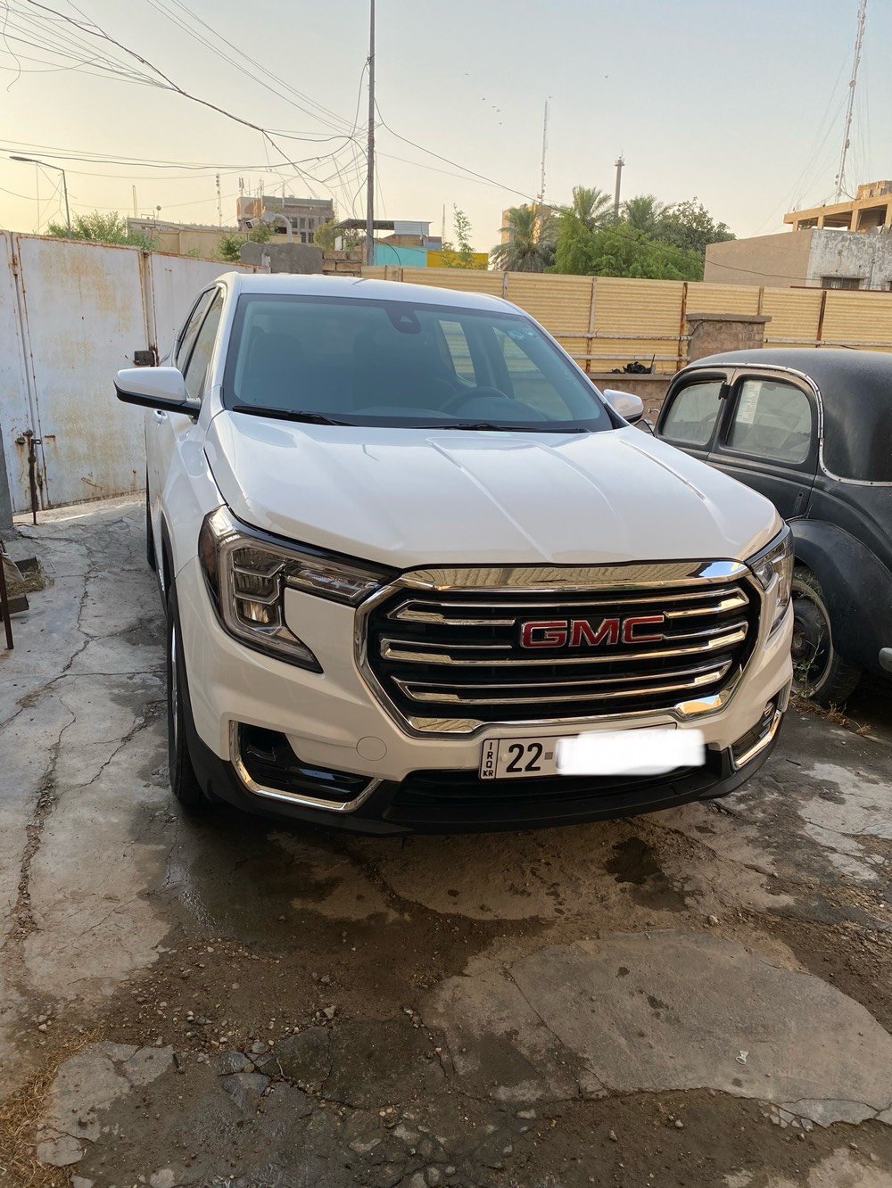 جمسي تيران موديل 2024 موصفات SLE حادثه بنيد امبدل او مصبوغ رقم اربيل بسمي ماشيه 25500كيلو محرك 1500توربو السعر 190$
مكاني بغداد ***********