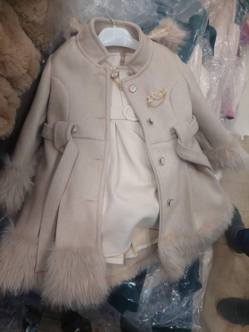 😍😍😍😍😍😍
ل الأميرات الصغار 
فستااان العيد 
وصل 
فستان مخمل 
جاكيت جوخ تحلاية فروو
ب الوان بتجنن 
قياسات 
من سنة ونص  ل ٤ سنين


**إذا كنت صاحب هذا الإعلان وتريد حذفه لأي سبب، رجاءا أرسل رسالة إلى الدعم الفني**