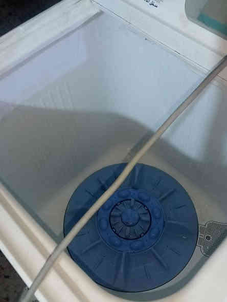 السلام عليكم غساله هيتاشي ياباني كلش نظيفه شغاله كامله تنشيف وتصريف وغسل 13 كيلو السعر90 الف العنوان المعلمين مال الامين قرب المجلس البلدي الرقم:***********
