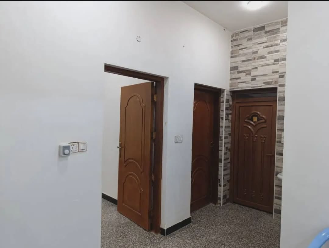 🏠دار للايجار مساحه ١٦٠م طابق ارضي بناء حديث يحتوي على غرفتين وصاله وكليدور ومطبخ ومجمع صحيات وطارمه

⁦^⁠_⁠_⁠_⁠_⁠_⁠_⁠_⁠_⁠_⁠^⁩⁦(⁠◍⁠•⁠ᴗ⁠•⁠◍⁠)⁩⁦(⁠◍⁠•⁠ᴗ⁠•⁠◍⁠)⁩⁦^⁠_⁠_⁠_⁠_⁠_⁠_⁠_⁠_⁠_⁠^⁩

🌏الموقع ابو غرق حي الحسين قرب مشروع الماء

⁦^⁠_⁠_⁠_⁠_⁠_⁠_⁠_⁠_⁠_⁠^⁩⁦(⁠◍⁠•⁠ᴗ⁠•⁠◍⁠)⁩⁦(⁠◍⁠•⁠ᴗ⁠•⁠◍⁠)⁩⁦^⁠_⁠_⁠_⁠_⁠_⁠_⁠_⁠_⁠_⁠^⁩

💰💸قيمه الايجار 300

‭

         ((مكتب عقارات الشمس مقابل المستشفى التركي))                         
                     
           📠 للاستفسار الاتصال او مراسله واتساب فقط

                           ***********📞

                          ***********📞
