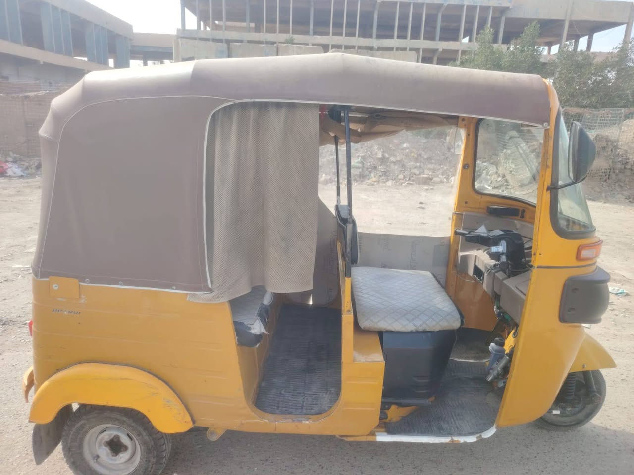 سلام عليكم تكتك للبيع موديل 2020تكتك نضيفه خير من الله تكتك مجفته  صار سبوع من جفتتهة  تكتك مرقمه كربلاء السعر 6ملايين و500وبيهة مجال  العنوان بغداد قضاء المحموديه لشراي يتصل علا هذا لرقم***********
