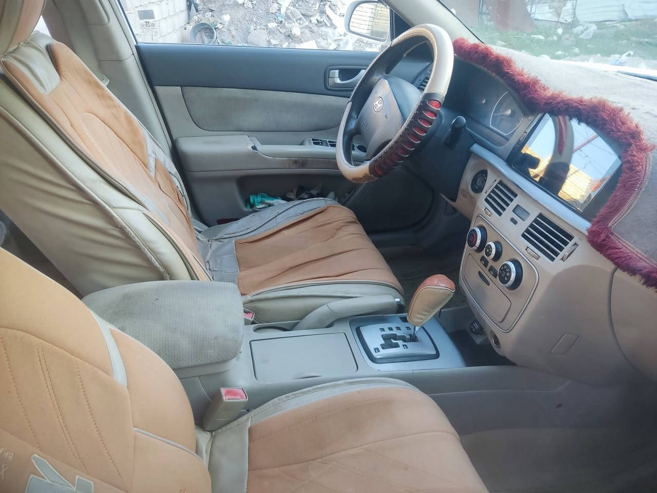 السلام عليكم سوناتا خليجي موديل 2008 مكينة 2000 دوش سياره باسمي رقم بغداد سياره مابيها أي ضربة ولا معجون سونارها موجود فقط شخط بسيط ومكحل موجود سونارها تبريد شغال كاملة السعر 100 مكاني صلاح الدين الدجيل ***********
